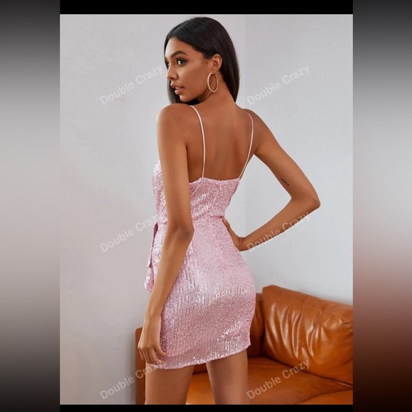 NWOT Double Crazy Pink Sequin Dress Size Medium - Picture 7 of 12